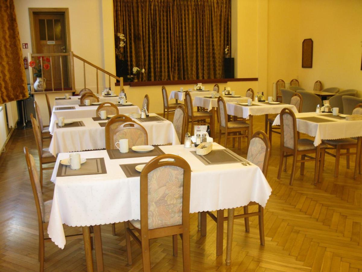 Hotel Alga 우스트카 외부 사진