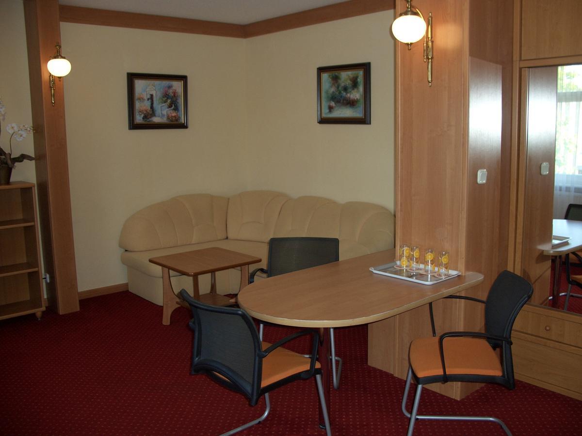 Hotel Alga 우스트카 외부 사진